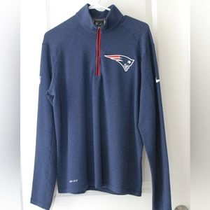 Men’s Nike Patriots quarter zip. Size medium.
